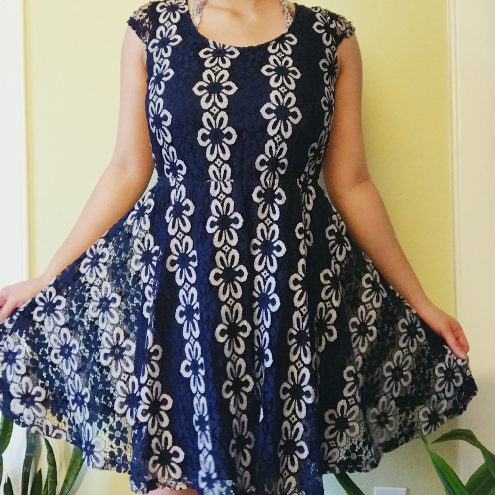 Blue Floral Lace Dress (S)